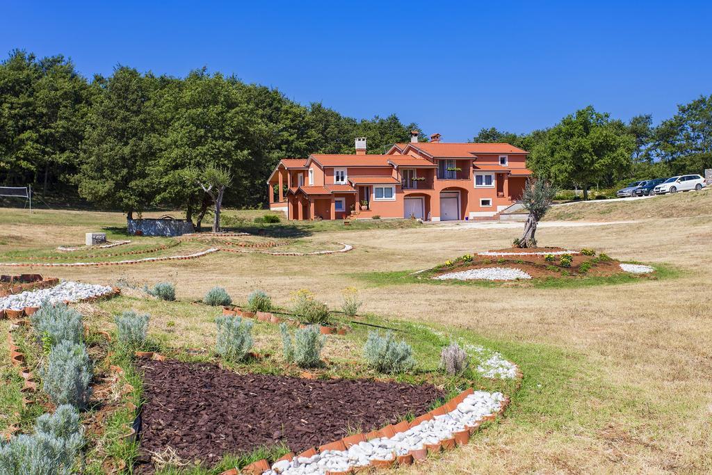 Apartments Matelici Divšići Exteriér fotografie